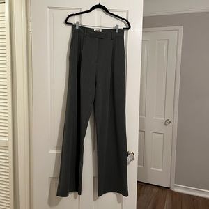 Djerf Avenue Favorite Pants Grey